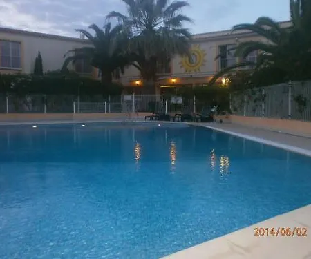 Hélios Hotel