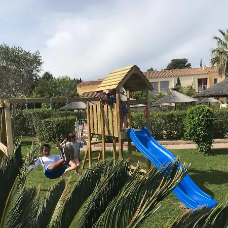 Hélios Hotel