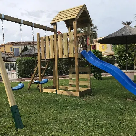 Hotell Brit Confort Helios