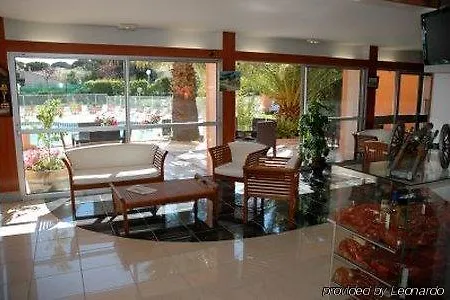 Brit Confort Helios 3*