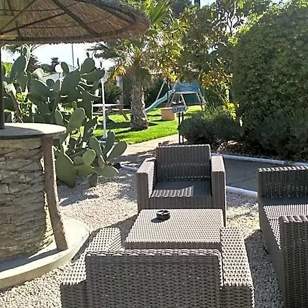 Hotel Brit Confort Helios 3*