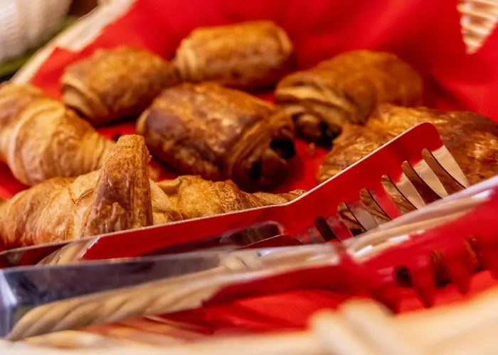 Brit Confort Helios Hotel