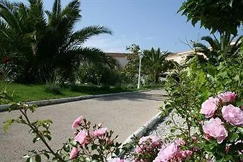 Brit Confort Helios Hotel 3*