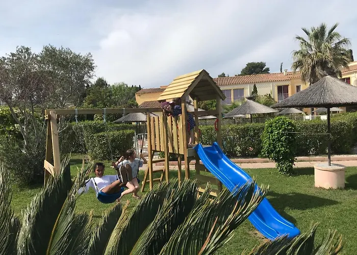 Brit Confort Helios Hotel