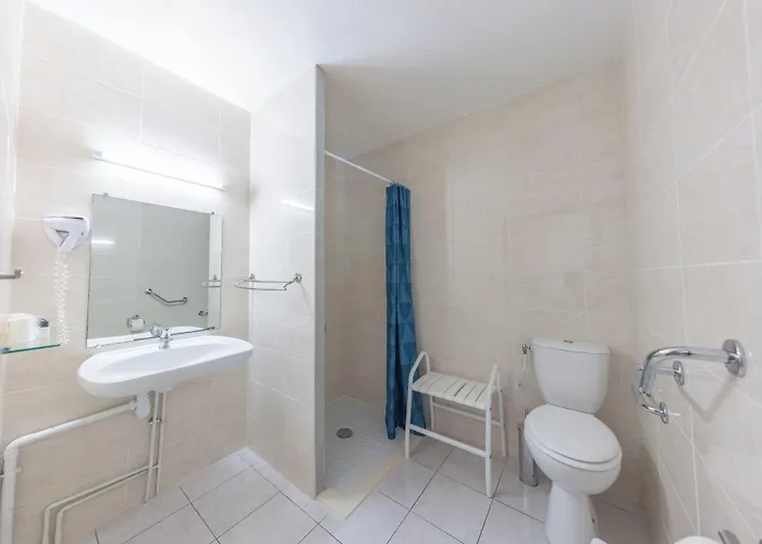 Brit Confort Helios 3*